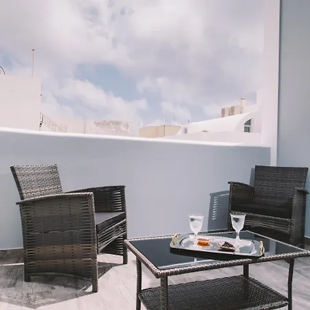 Hotel Oasis Suites Fira 3*