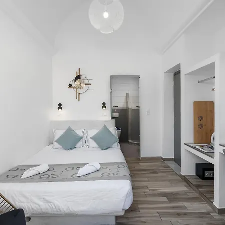 Oasis Suites Fira Fira (Santorini)