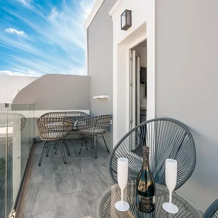 Hotel Oasis Suites Fira