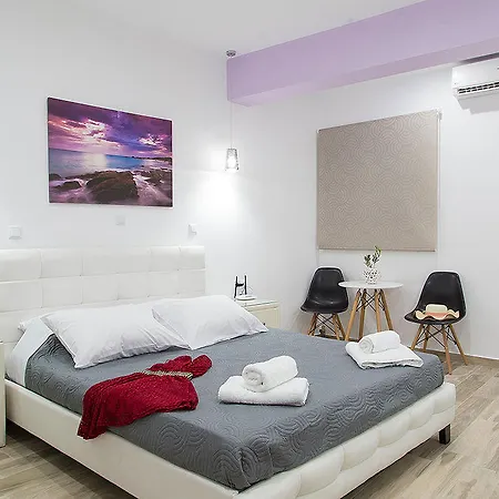 Oasis Suites Fira